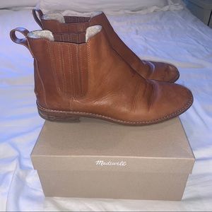 Madewell Chelsea Boot in Shearling size 10